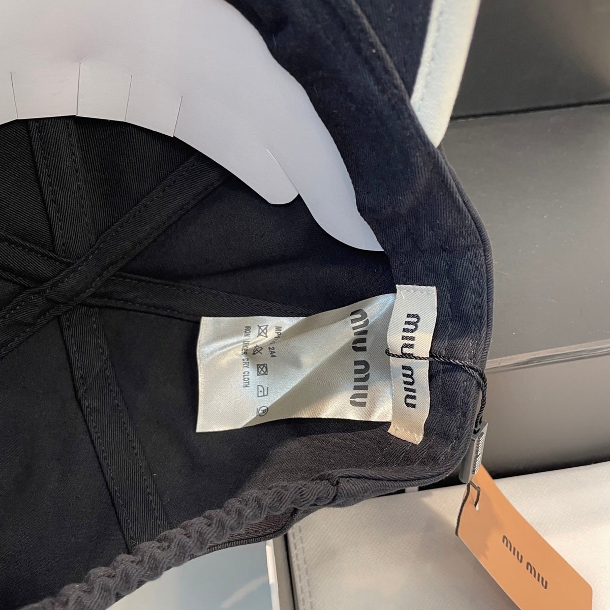 MIU MIU MM BASEBALL CAP IN BLACK AND WHITE FABRIC STYLE 2