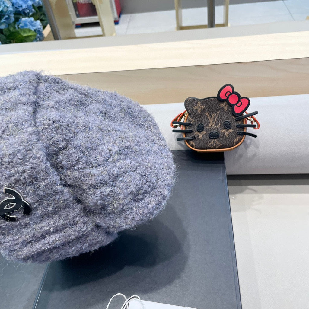 CHANEL BEANIE HAT IN COOL GRAY WOOL 413327