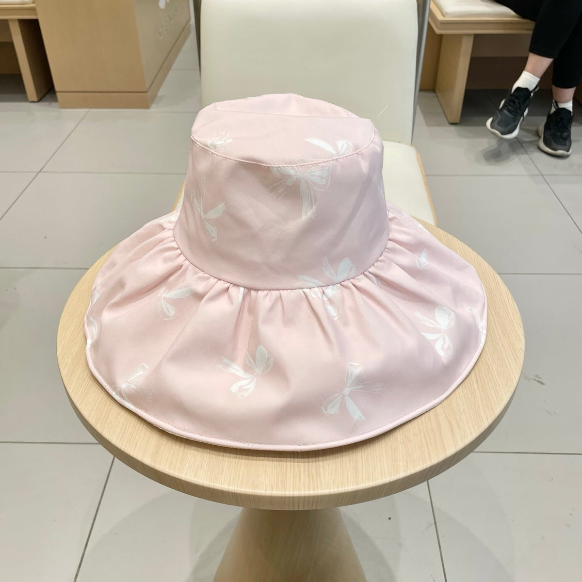 CELINE 25S BUCKET BOW HAT  733401 IN BABY PINK