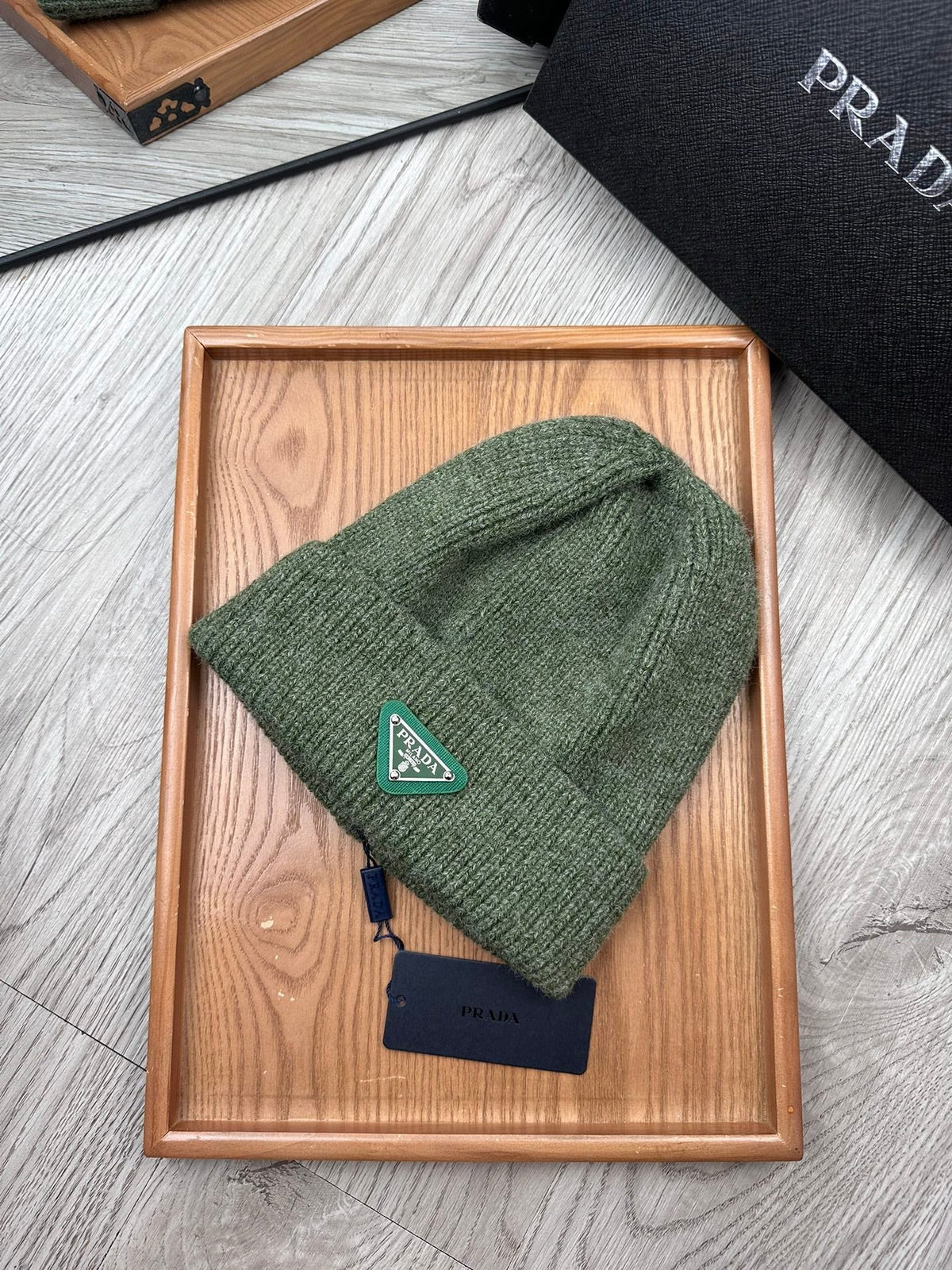 PRADA BEANIE HAT IN ARMY GREEN WOOL 332395