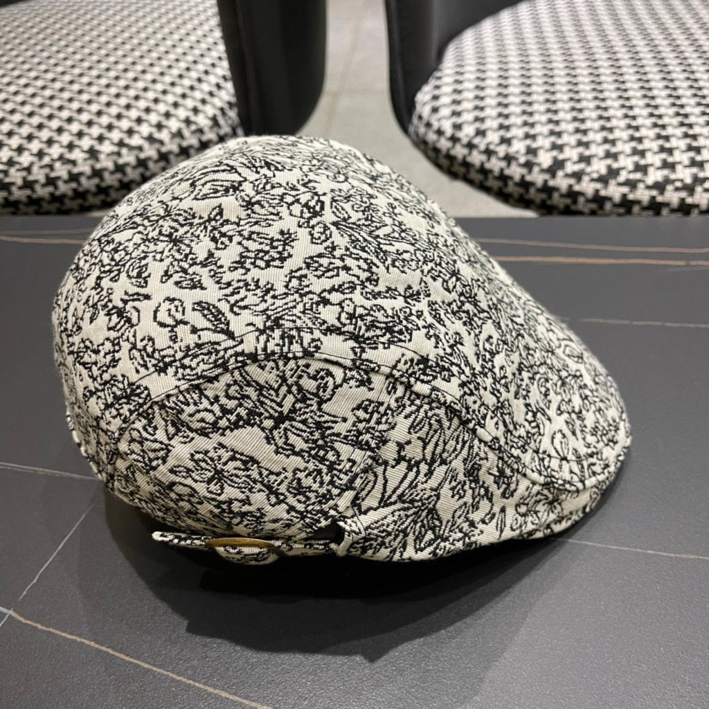 CHANEL BAKER BOY CAP IN WHITE MIX BLACK FABRIC 431518